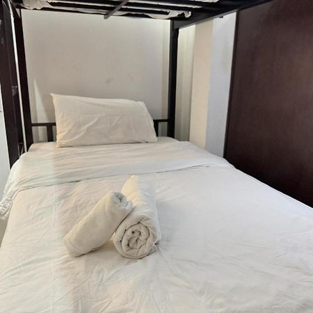 Collection O Bupamontra Chiangmai Hotel Чиангмай Екстериор снимка