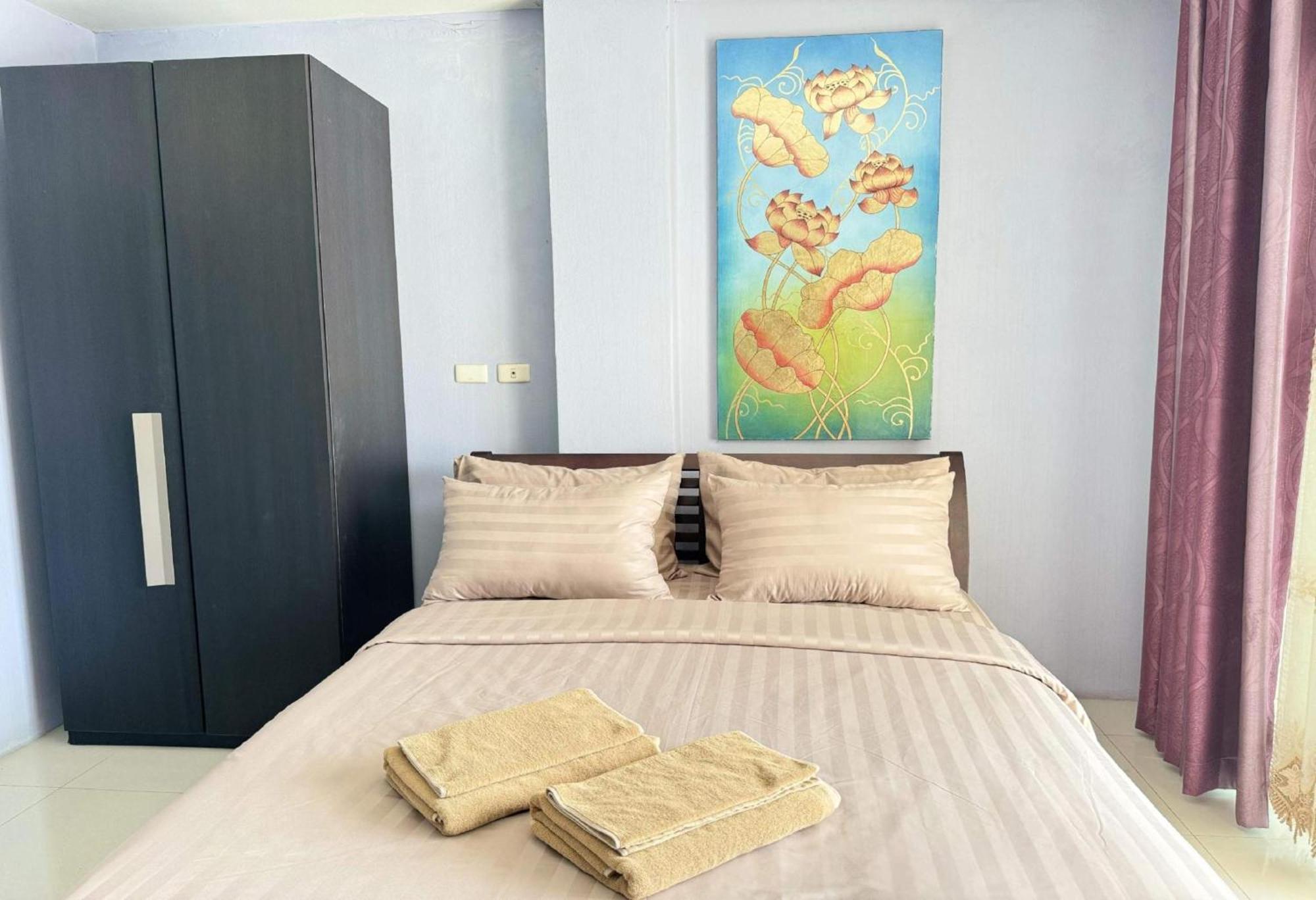 Collection O Bupamontra Chiangmai Hotel Чиангмай Екстериор снимка