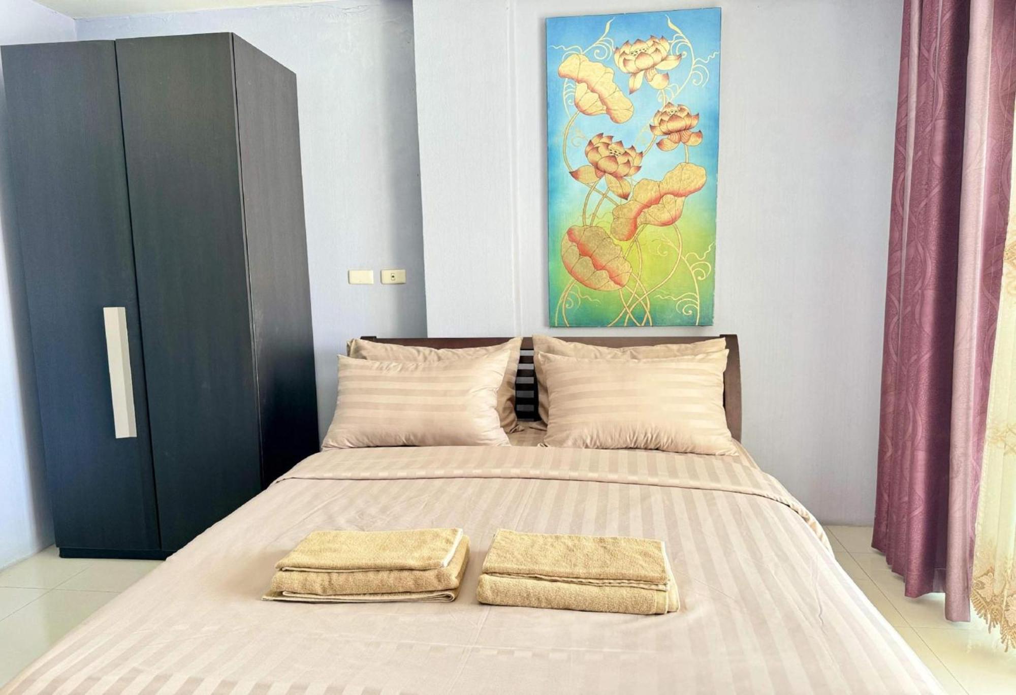 Collection O Bupamontra Chiangmai Hotel Чиангмай Екстериор снимка