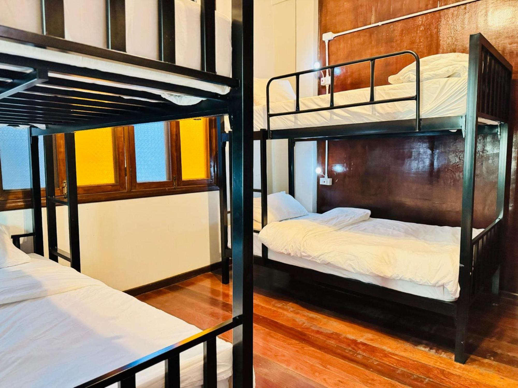 Collection O Bupamontra Chiangmai Hotel Чиангмай Екстериор снимка