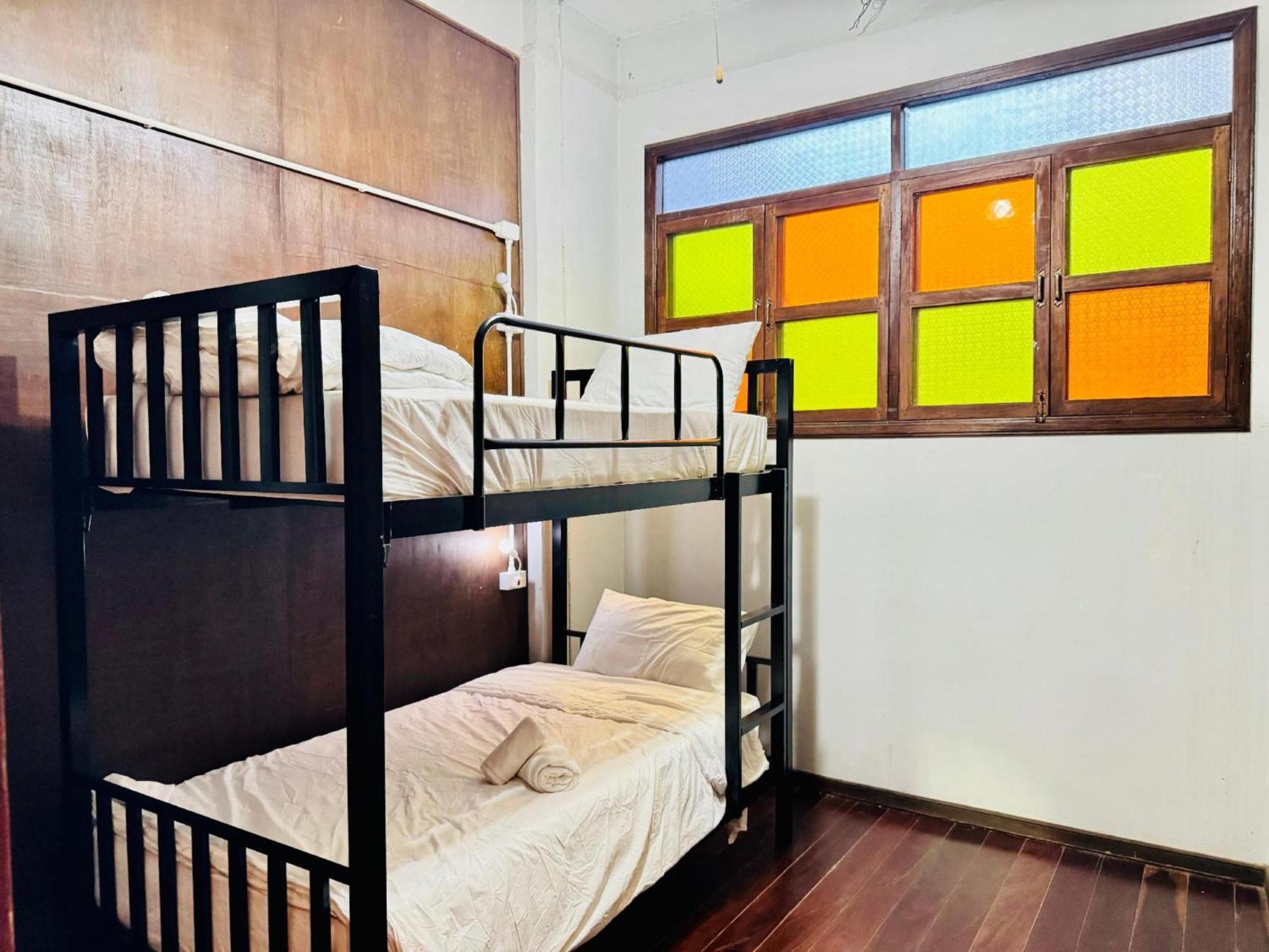 Collection O Bupamontra Chiangmai Hotel Чиангмай Екстериор снимка